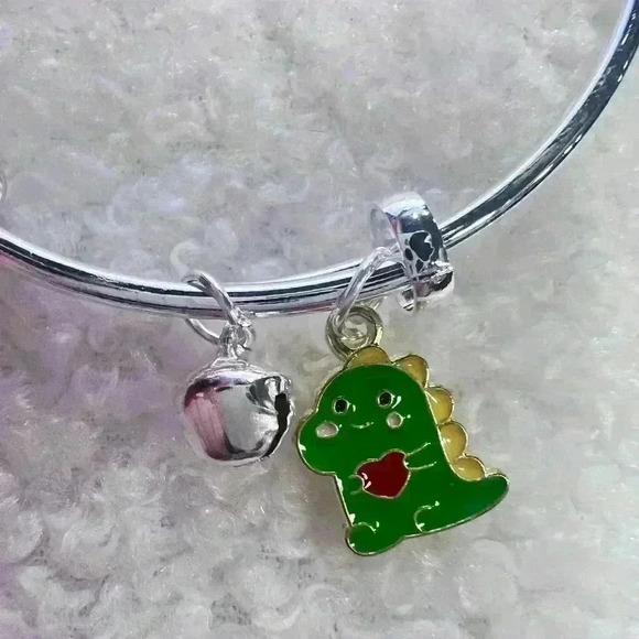 Children’s Sanrio Cartoon Bracelet | Diameter 6cm - Picture 3 of 4